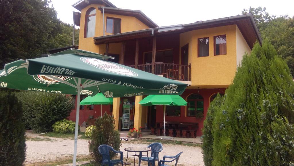 Guest House Alfa Daniel Balkanets  Extérieur photo