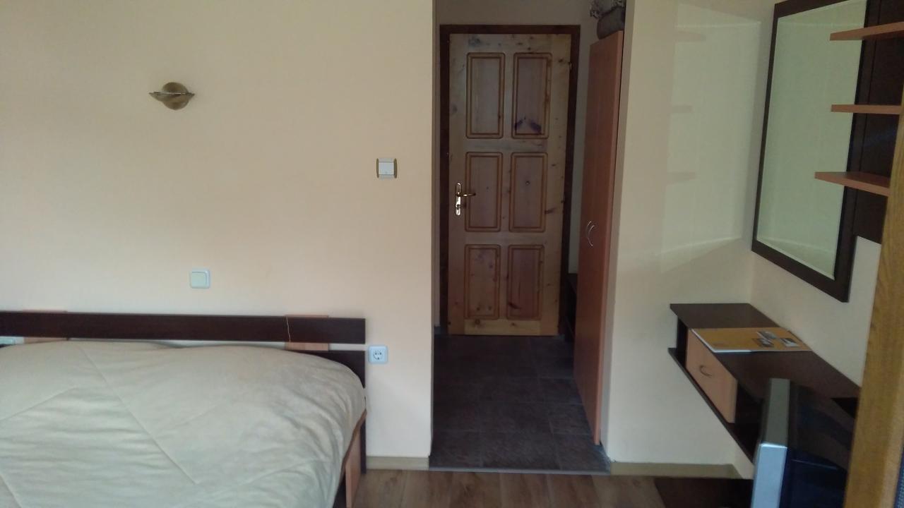 Guest House Alfa Daniel Balkanets  Extérieur photo